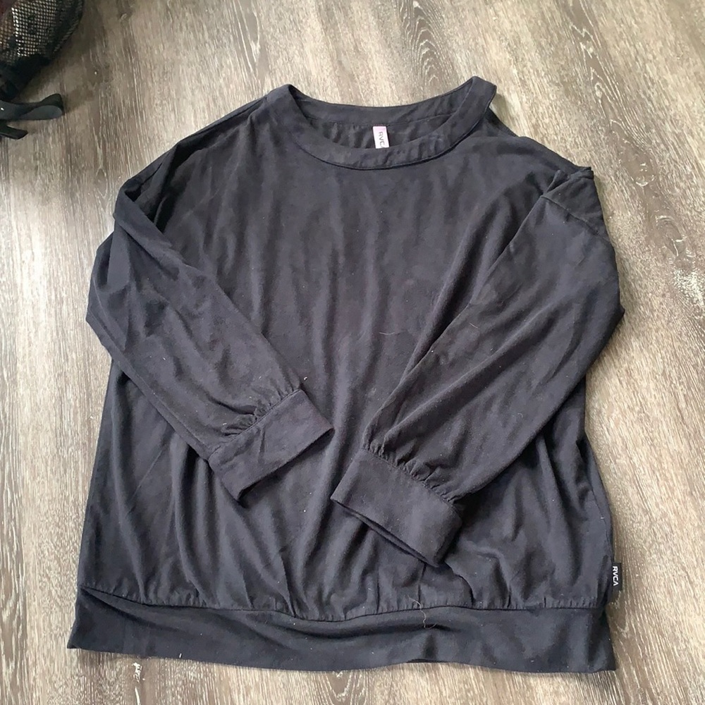 RVCA open shoulder